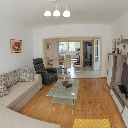 Lägenhet Apartman Mirko